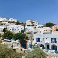 Greece🇬🇷Santorini: A Timeless Escape in Blue and White💙🤍