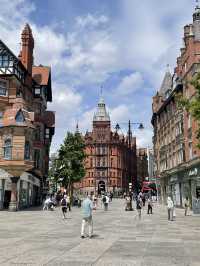 Nottingham🇬🇧History, Nature, and Culinary Delights