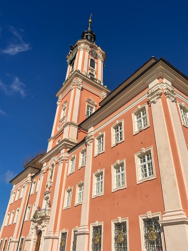 Step back in time by the water — welcome to Uhldingen-Mühlhofen, Germany 🇩🇪🏞️