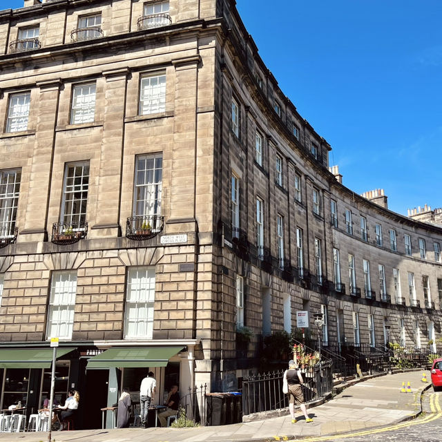 A Weekend of Magic & Fun in Bonny Edinburgh ✨🎼🥂💕
