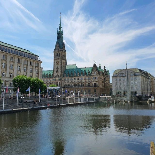 Exploring Hamburg: A City of Canals, Culture, and Contrasts