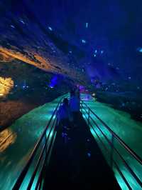 Пещера Желтого дракона обязательна к посещению