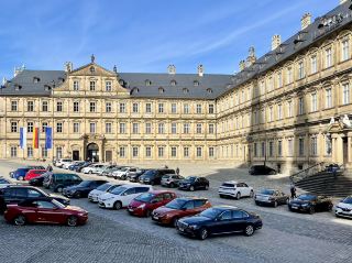 밤베르크 신궁전(Neue Residenz Bamberg)은 독일 바이에른주 오버프랑켄현 밤베르크 구시가지에 자리하고 있습니다.