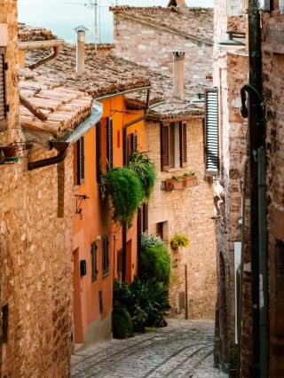 A PLACE THAT FEELS DIFFERENT 🇮🇹✨