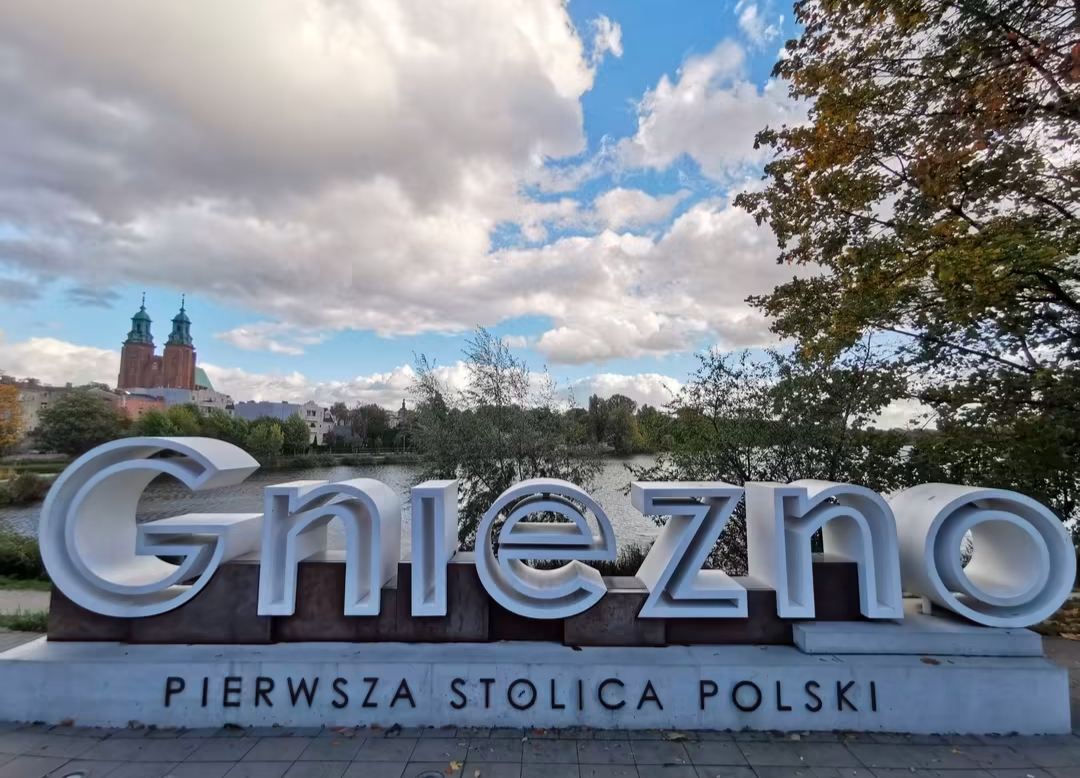 Autumn Vibes by Lake Jelonek in Gniezno 🍂