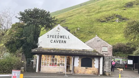 A Solo Autumn in England: A Drive in the Peak District, Enco — traveler post in Castleton