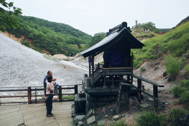 登別·地獄谷｜詭異神奇的北海道第一溫泉之鄉