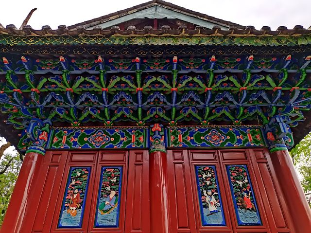 丽江黑龙潭公園：古城中的翠綠明珠