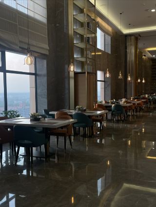 Huashan Hotel Guide | This one has a stunning view
