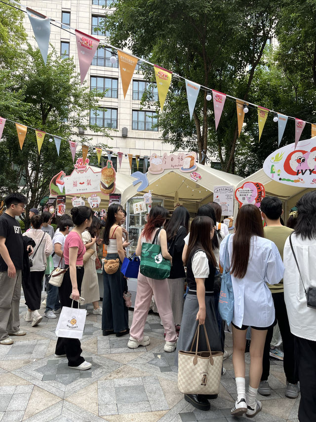吃貨們都去杭州嘉里中心了是嗎