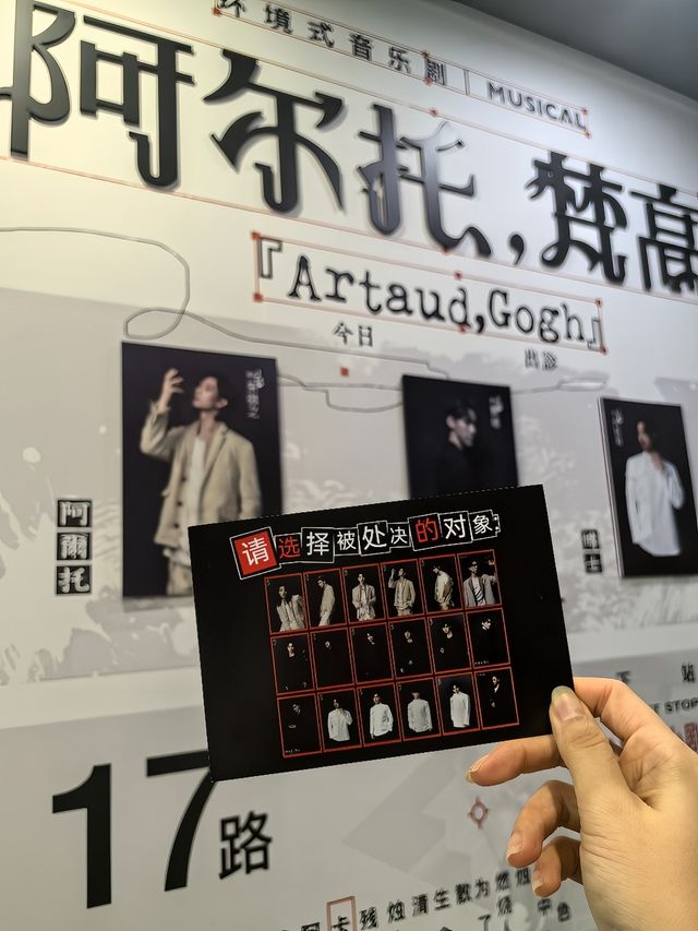 魔怔了!看三个帥哥發瘋居然很解壓! 魔怔了!看三个帥哥發瘋居然很解壓!