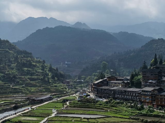 千戶苗寨：深藏在山中的世外桃源