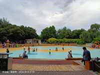 競秀公園。