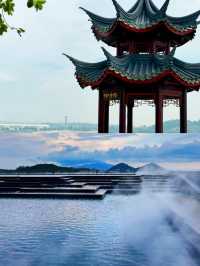 日月灣酒店 | 海濱度假新寵兒，盡享愜意時光。