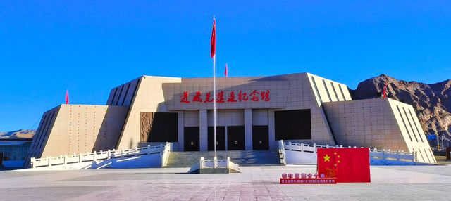 青藏疆甘大環線自駕53日。