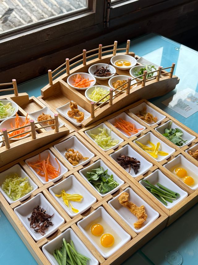 在麗江！找到一家不吃飯也可以拍照打卡的店。