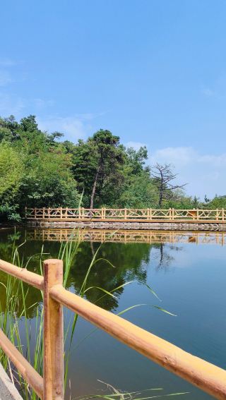 Linyi, Shandong - Yimeng Mountain | The Yishui River is long. 