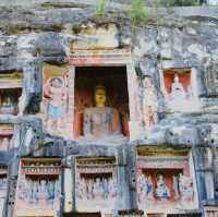 巴中一日遊@南龕石窟風景區