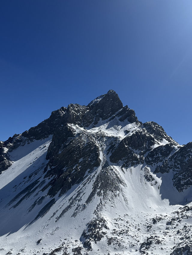 🏔️ Exploring Jade Dragon Snow Mountain: Yunnan’s Majestic Peak! ❄️✨  