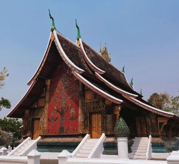 Discover the Majestic Wat Xieng Thong in Luang Prabang