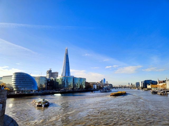 Tower Bridge: Not London Bridge! 🌉🇬🇧