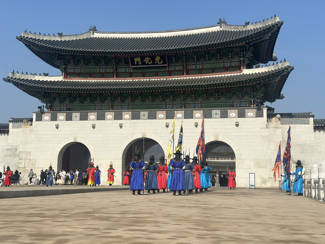 🇰🇷Gyeongbokgung Palace: A Journey Through Korean History 🌸  