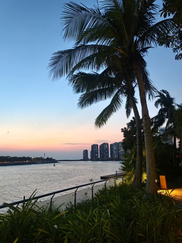 海口｜星海灣鉑爾曼酒店，意外發現的度假勝地  終於從工作中抽身，和老公開啟海口放鬆之旅！選了這家星