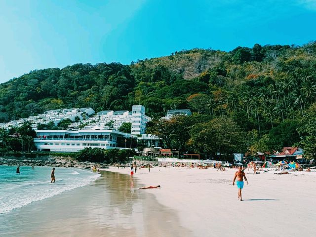 Nai Harn Beach Play Book: "Absolute" Paradise of Phuket