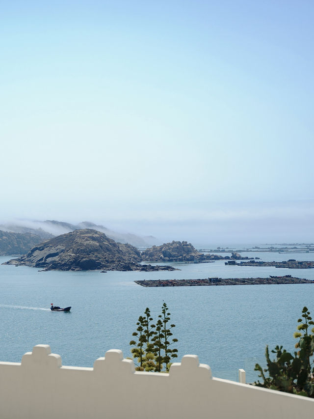 唔喺地中海懸崖白屋藍眼淚平潭島