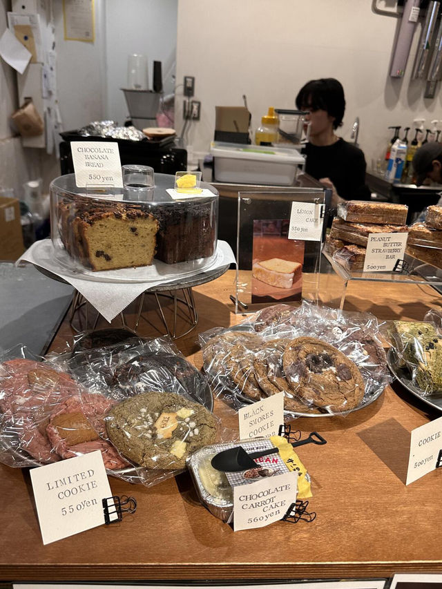 ✨大阪心齋橋「Streamer Coffee」｜排隊也要喝的拉花藝術聖地☕️