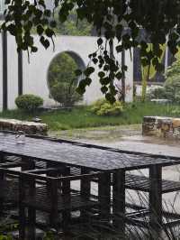 休憩，喺無他嘅聽雨天裏（一）