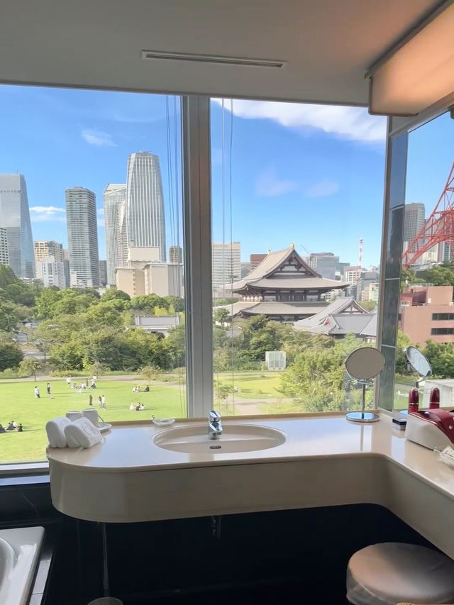 靜謐庭園中的城市流光｜東京皇家王子大飯店花園塔