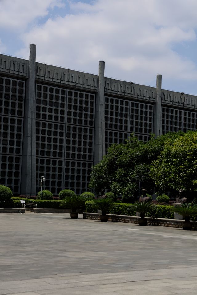 南昌百年建築，軍旗升起嘅地方！