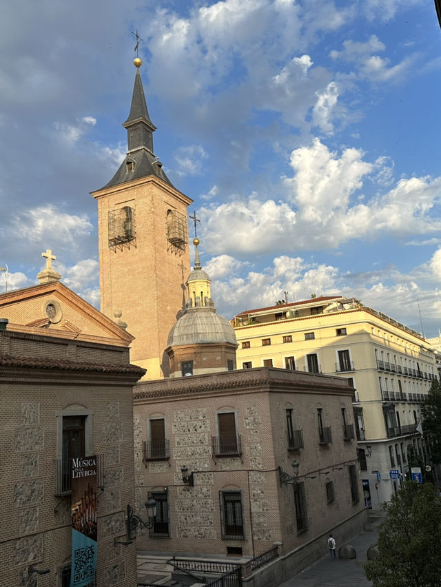  Get lost in Madrid!! 🇪🇸