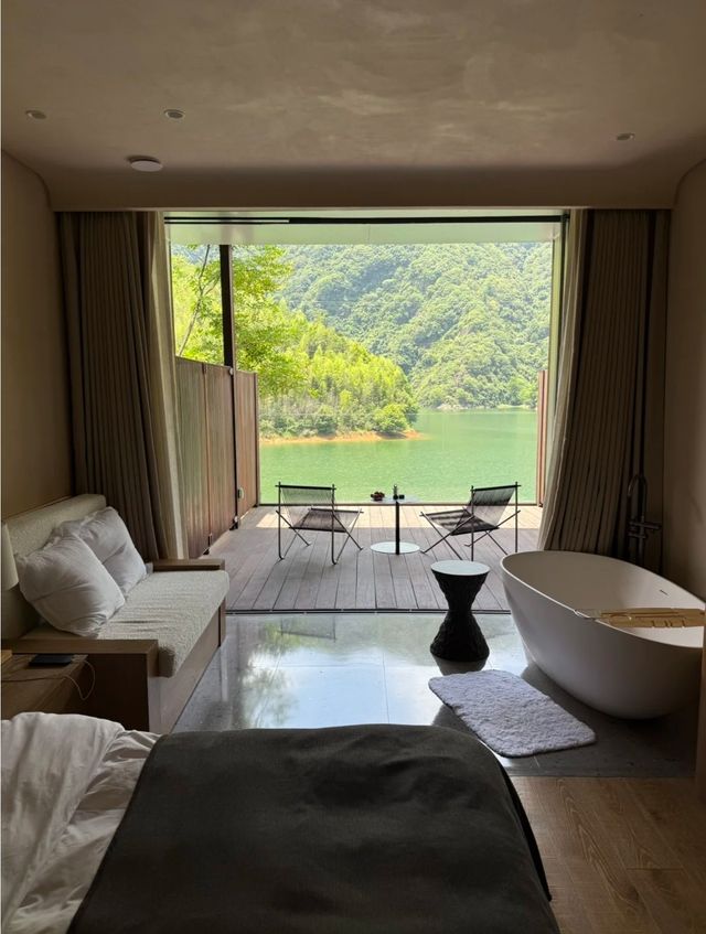 週末同朋友出發去千島湖避暑！