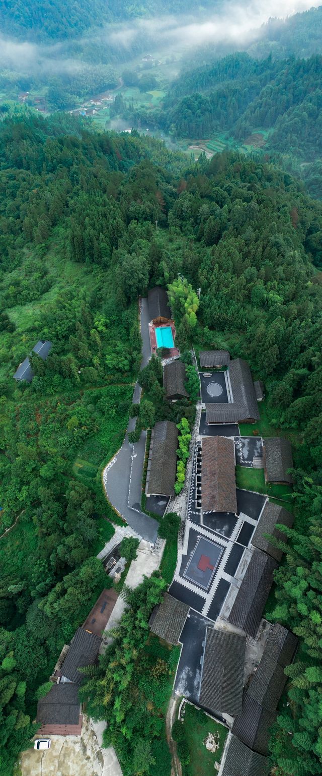 我找到了陶淵明筆下的桃花源，就在梵淨山