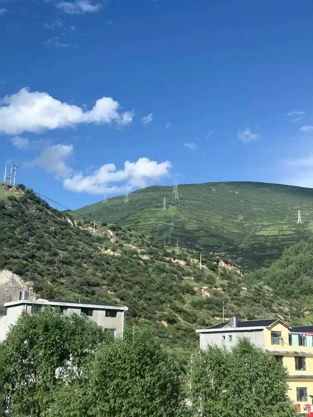 不是瑞士！是川西18°C的夏天！