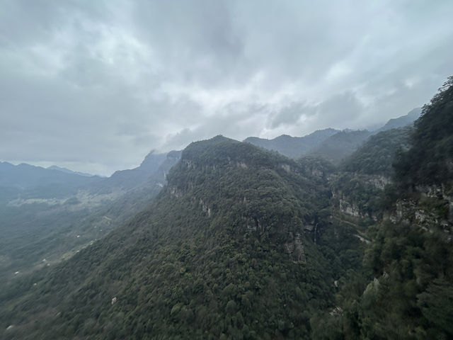 雲渝貴