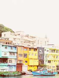 Keelung's Rainbow Port: Where Color Explodes by the Sea! 🌈⚓