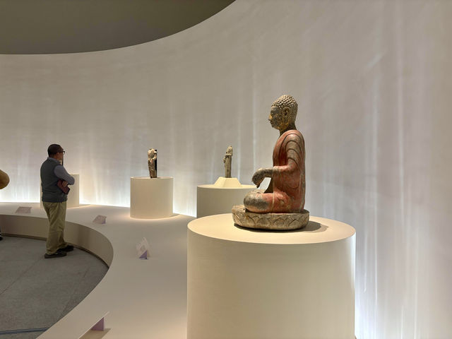 長沙躺平新選擇！豪生club+東方微笑展開啟藝術週末