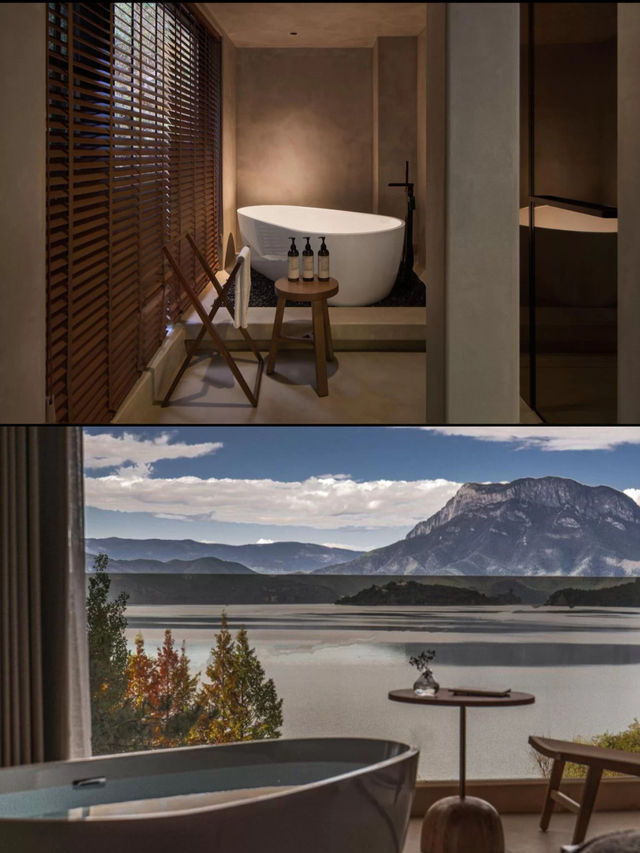 瀘沽湖封神民宿！躺看女神山日落+270°湖景