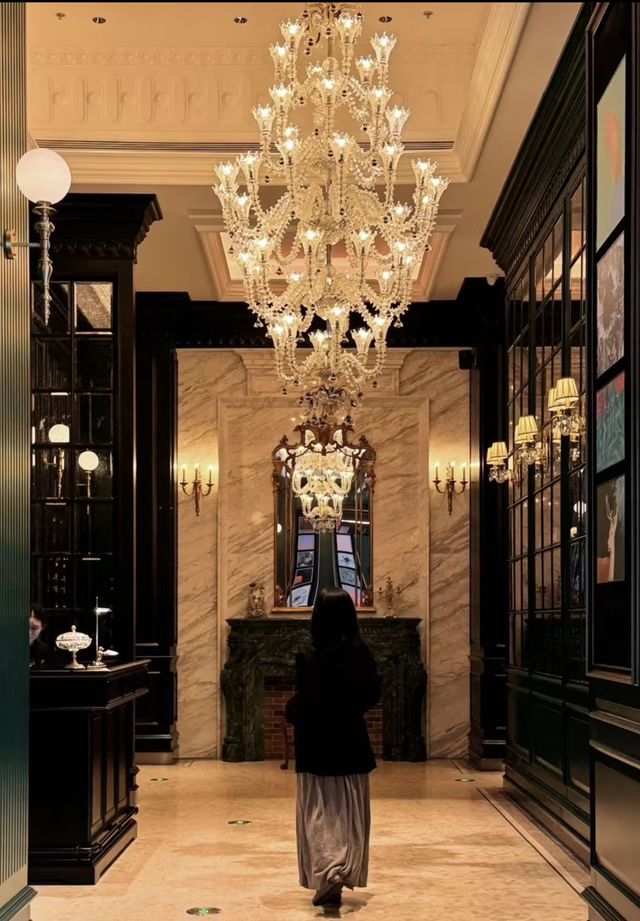 上海首店!!顯貴老錢風餐廳!不是在法國!