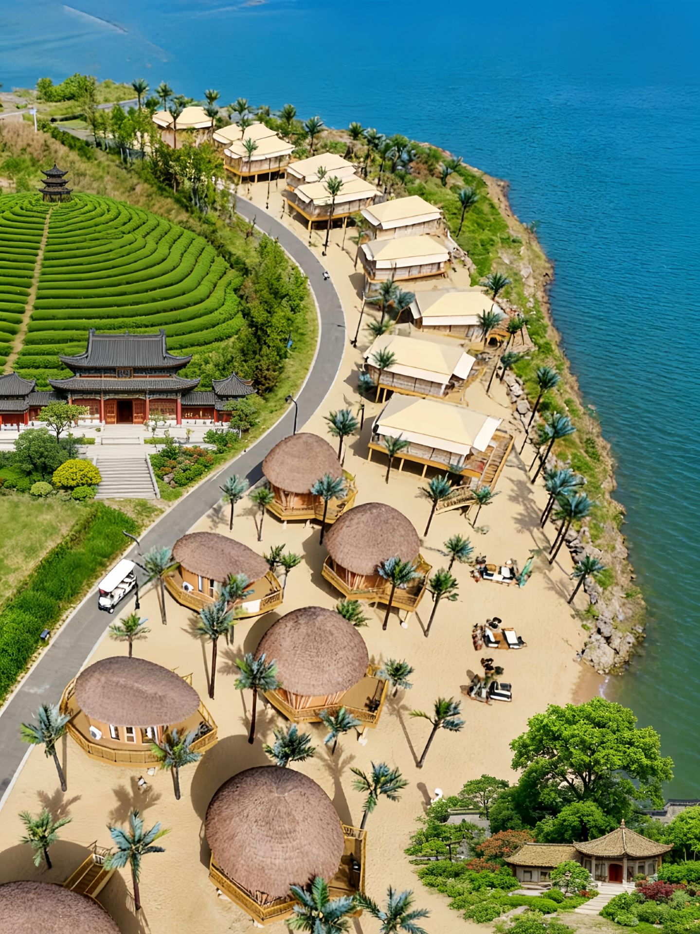 Not abroad! It's Xinyang, Henan! A standalone mushroom house courtyard by the sea!