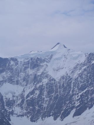 Arrived in Switzerland, it feels like Sichuan.