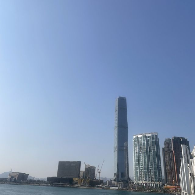 Central to Tsim Tsa Tsui Ferry ( To Harbour TST)