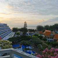 Nice Hotel Near Cha-am Beach, Phetchaburi 🏖️