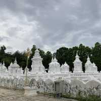 ‘วัดสวนดอก’ วัดดังเชียงใหม่รวมกู่เจ้านายฝ่ายเหนือ