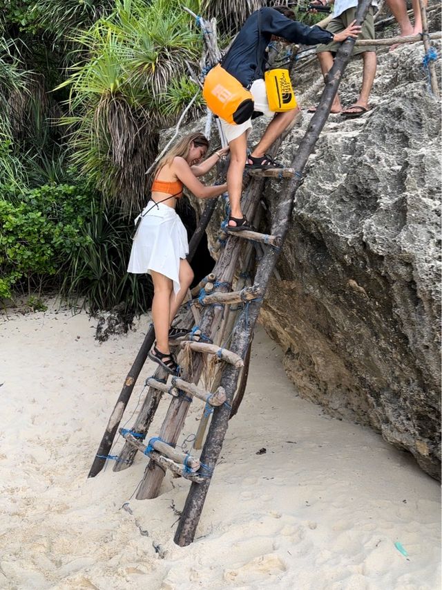 ย้อนเวลาไปบาหลี ณ เกาะไดโนเสาร์:Kelingking Beach🦖