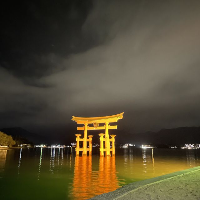 【世界遺産巡り】70年ぶりの大改修を終えた大鳥居を島内泊で堪能！