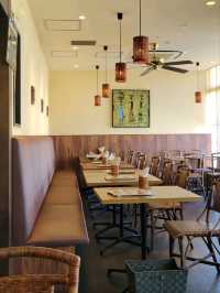 「オシャレなカフェのようなカレー屋さん」ローカルインディア